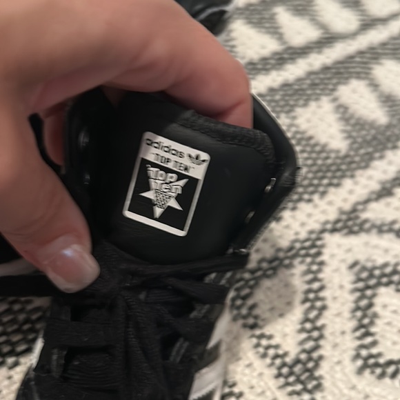 Adida high tops - Picture 7 of 8